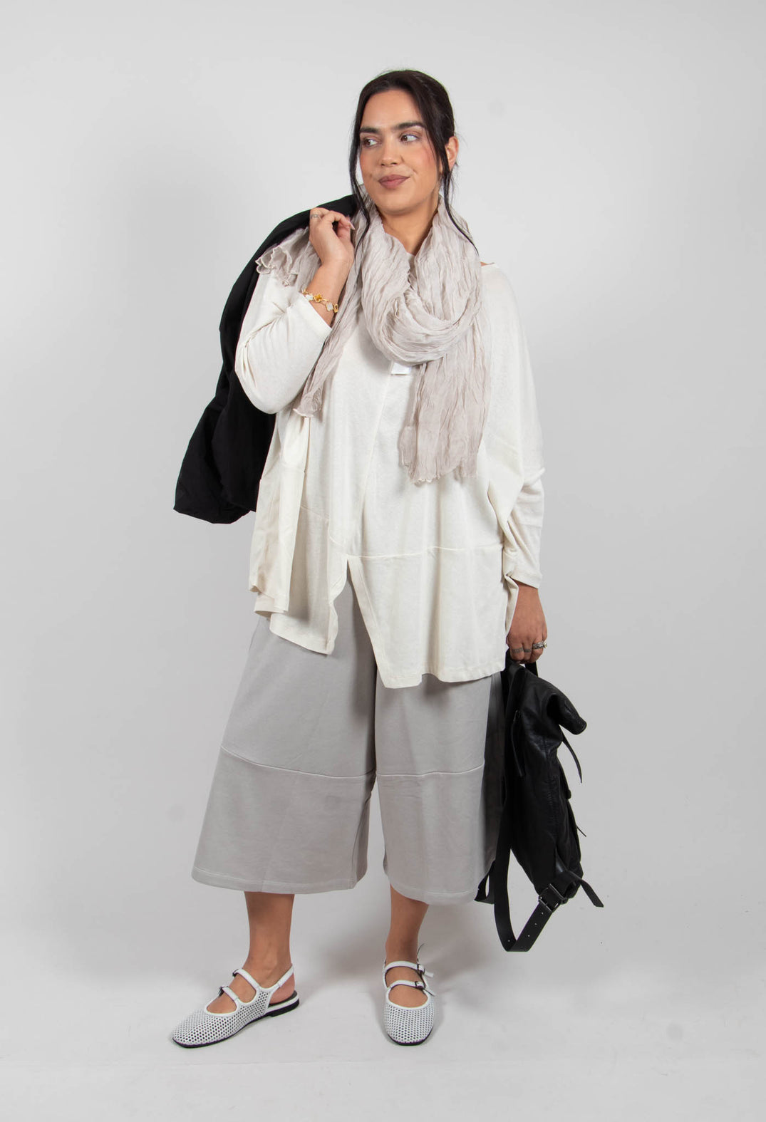 Relaxed Top in Greige