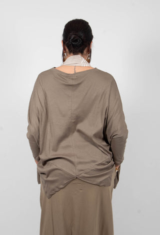 Relaxed Top in Stone