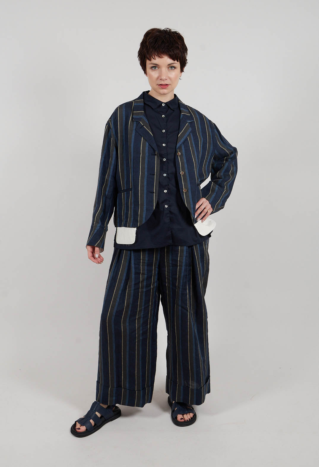 Short Collar Shirt TSL in Navy