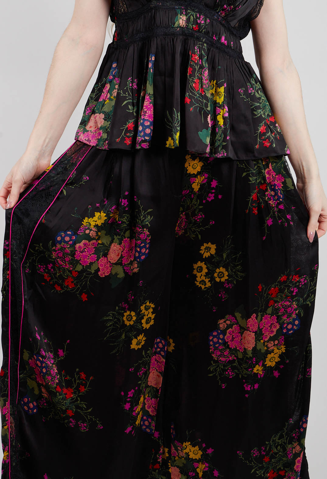 Parschi Trousers in Multicolour
