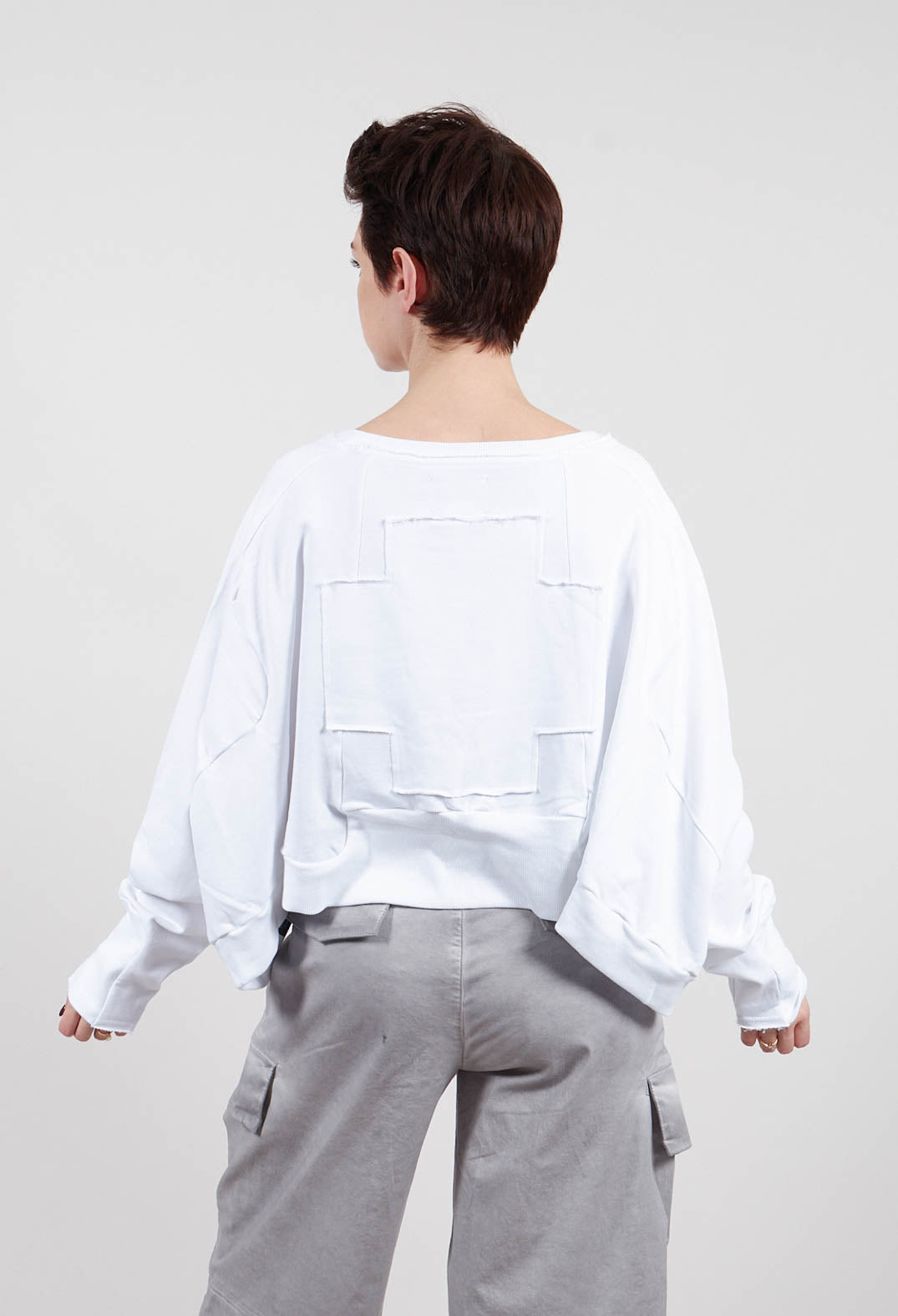 Wide Short Sweatshirt in White with White Plus
