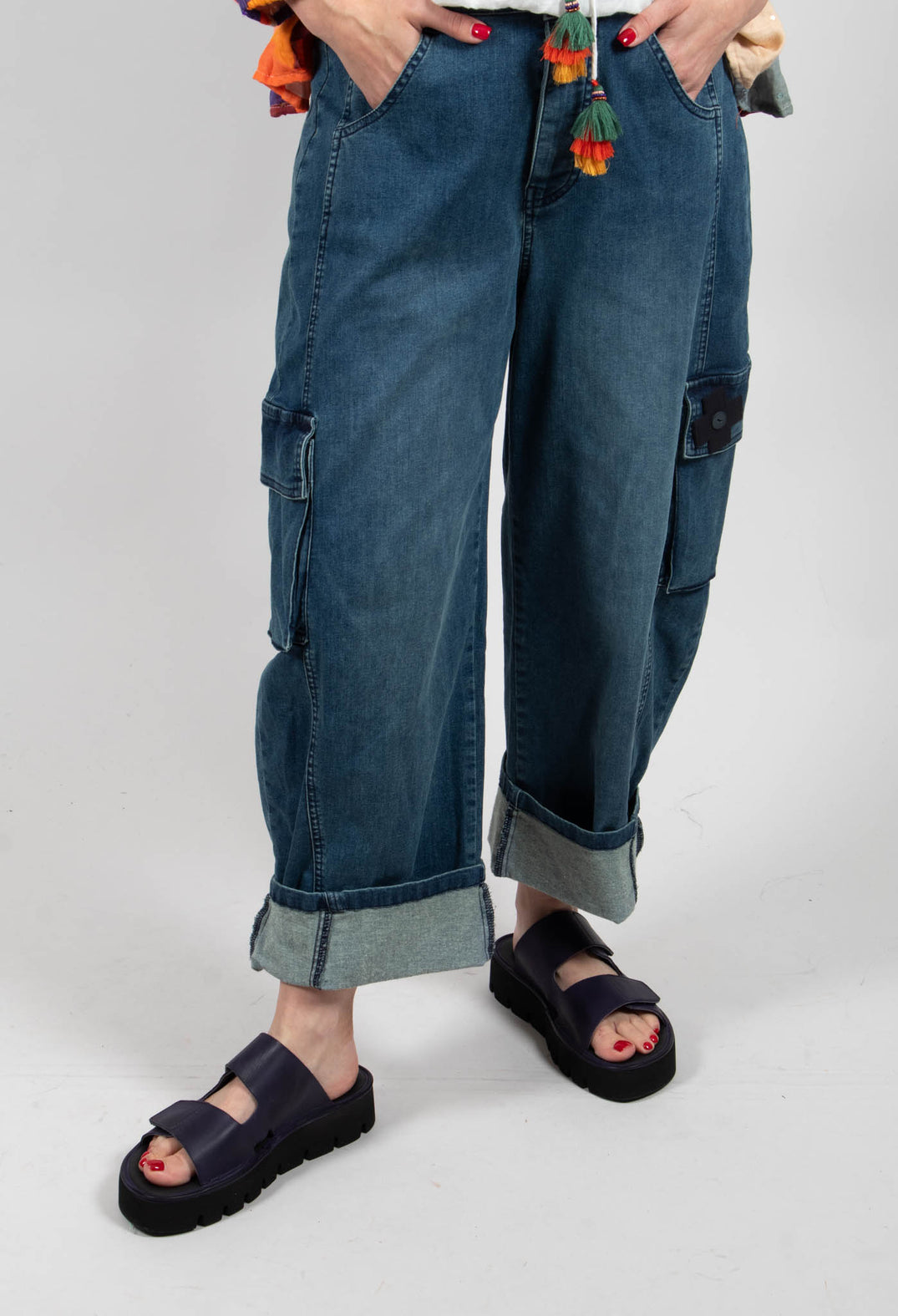 New Curved Jeans in Blue
