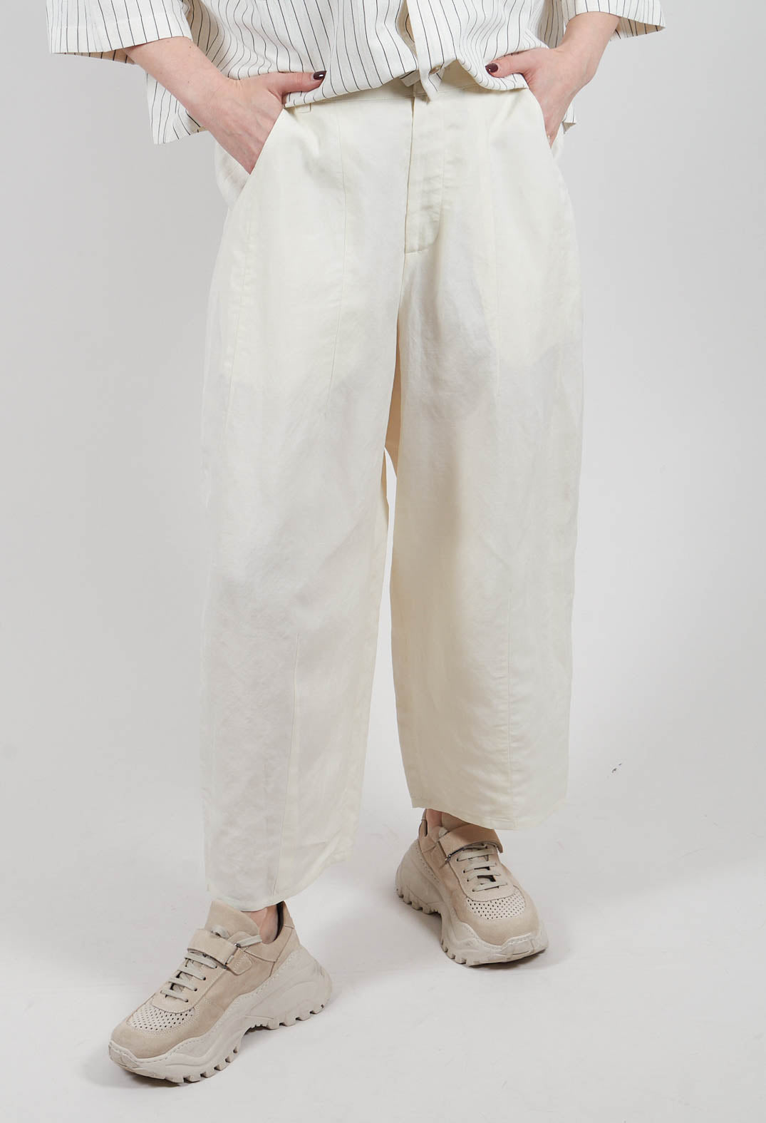 Wide Leg Trousers in Ivory