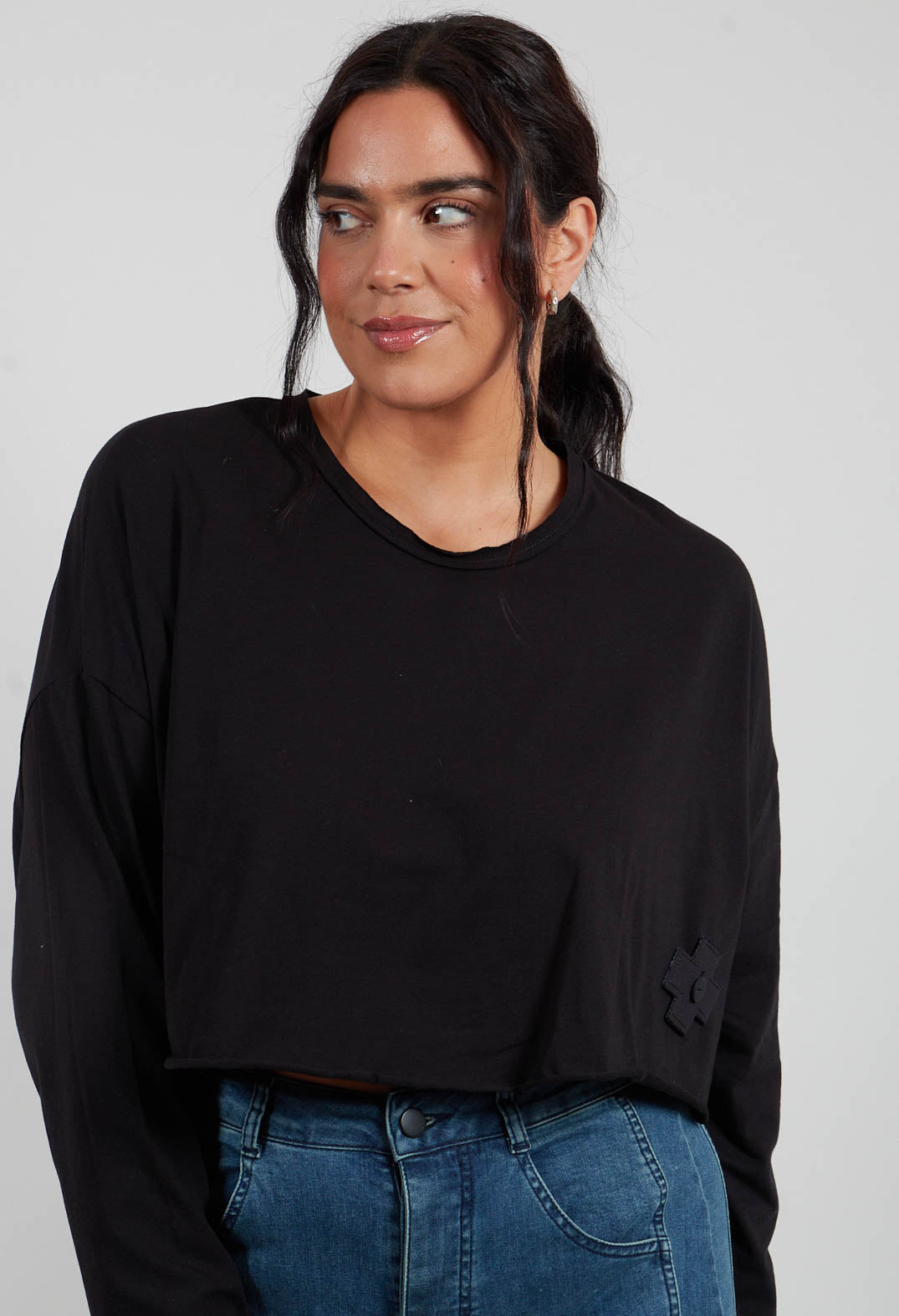 Snuggle T-Shirt in Black