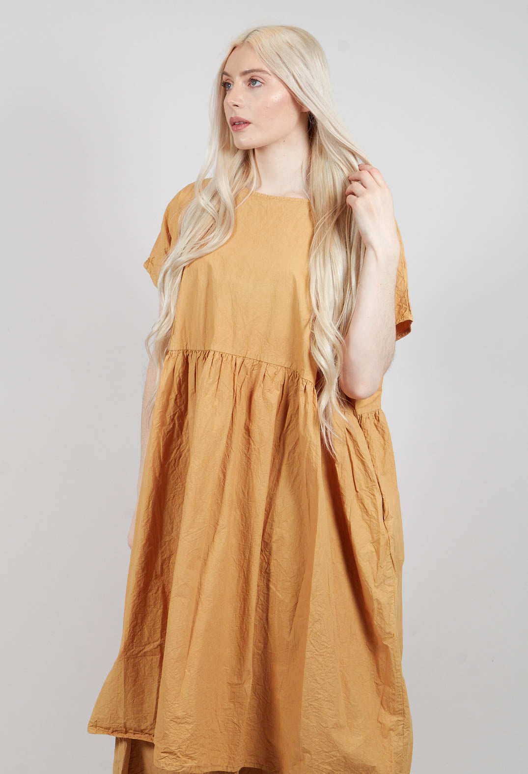 Formwertig Dress in Kerze