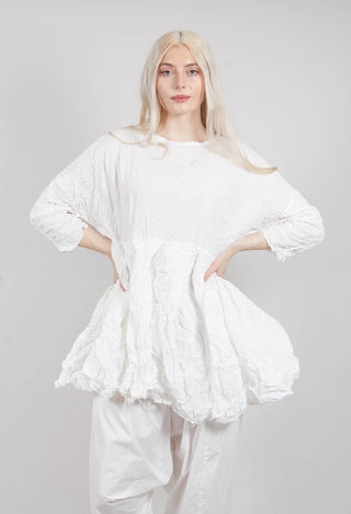 Slowgold Dress in Schnee