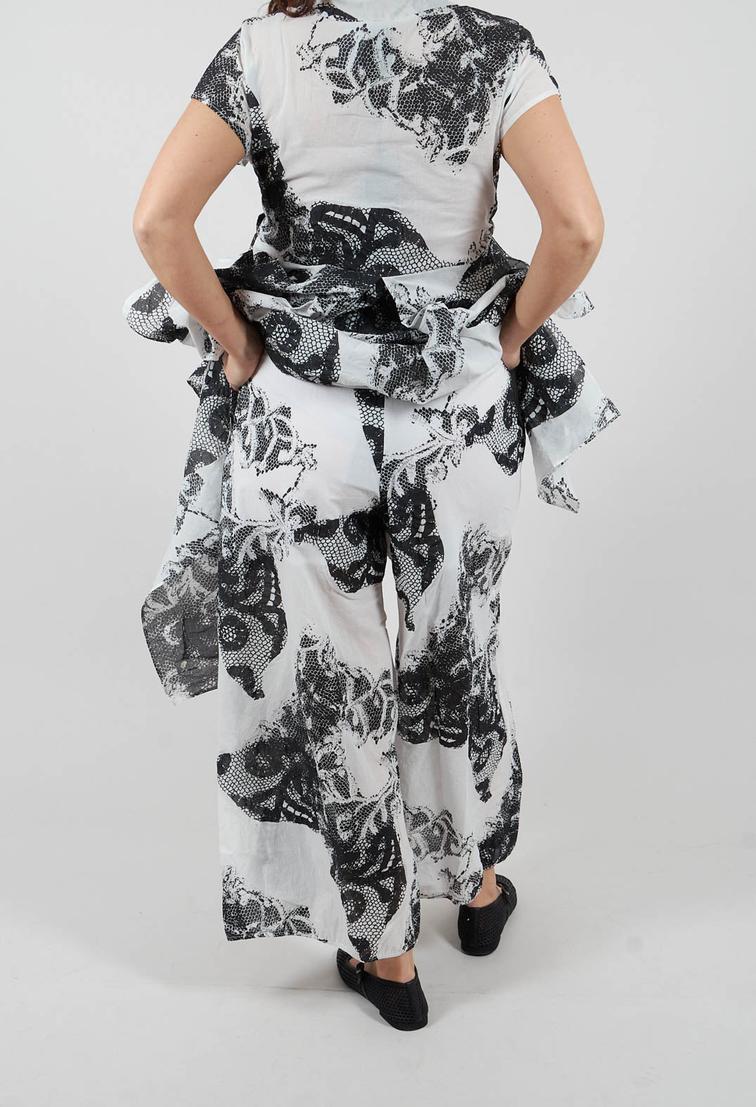 Nara Pants in White & Black