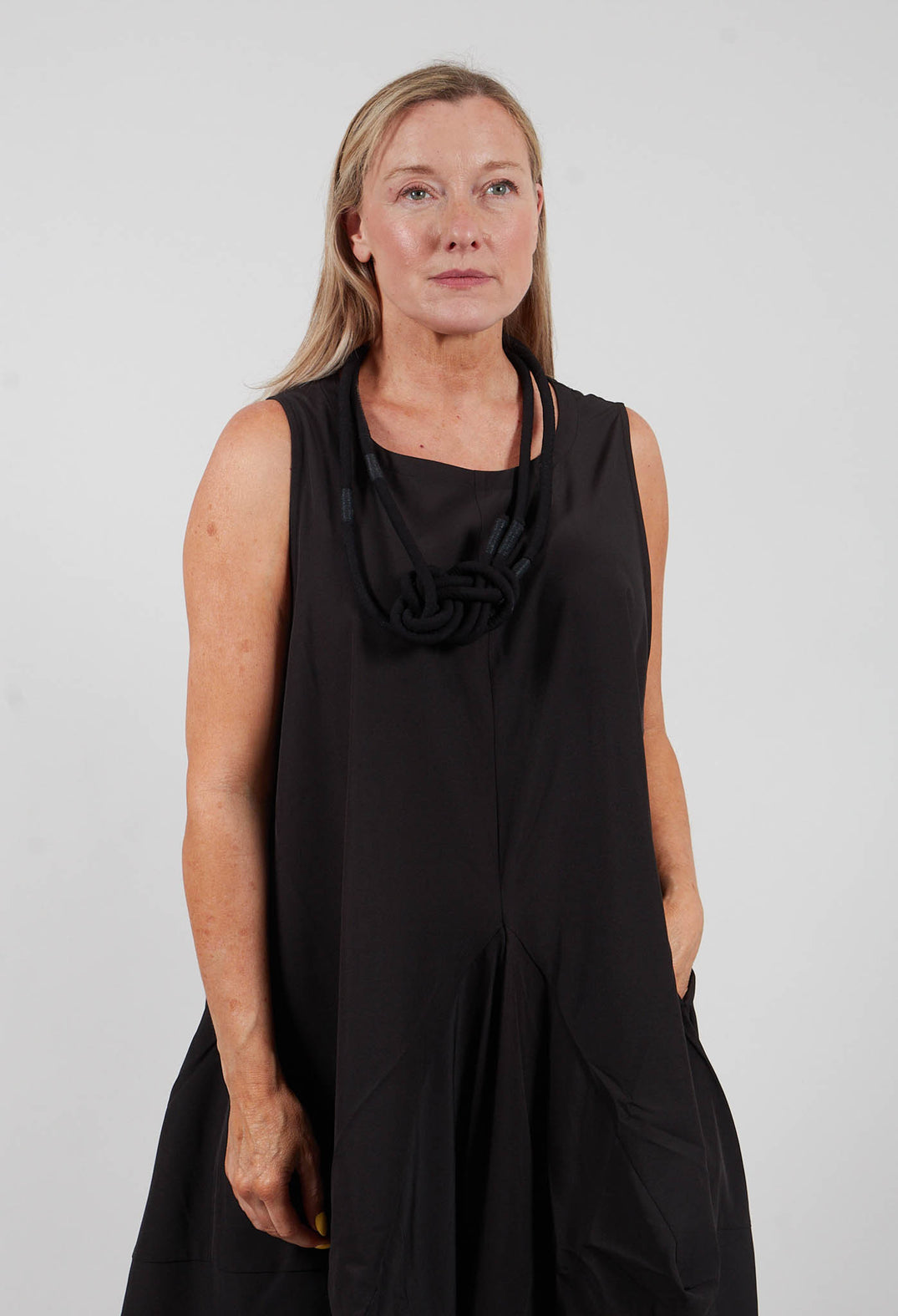 Sleeveless Balloon Style Dress in Black