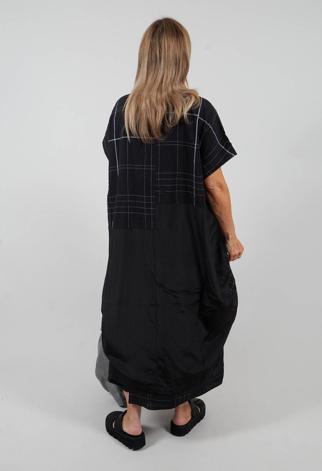 Contrast Fabric Tunic Dress in Black