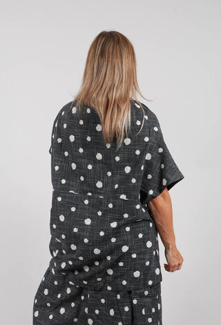 Cowl Neckline Top in Black