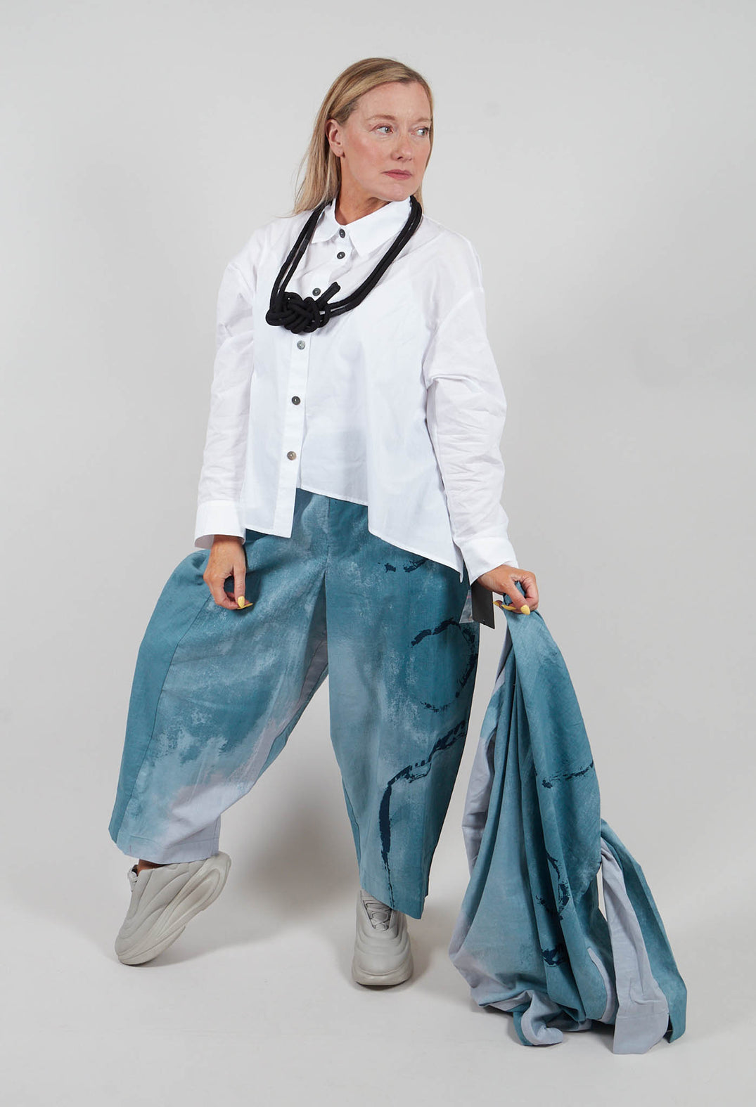 Gathered Hem Shirt in White