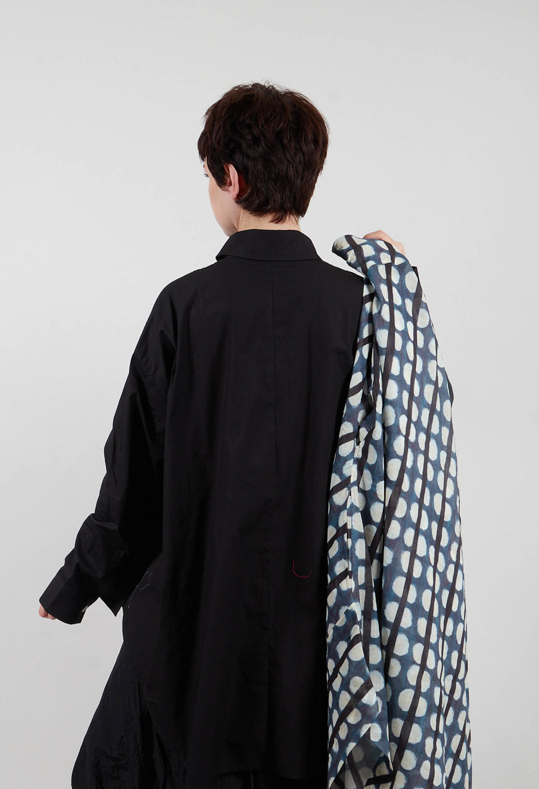 Hi Lo Hem Shirt in Black