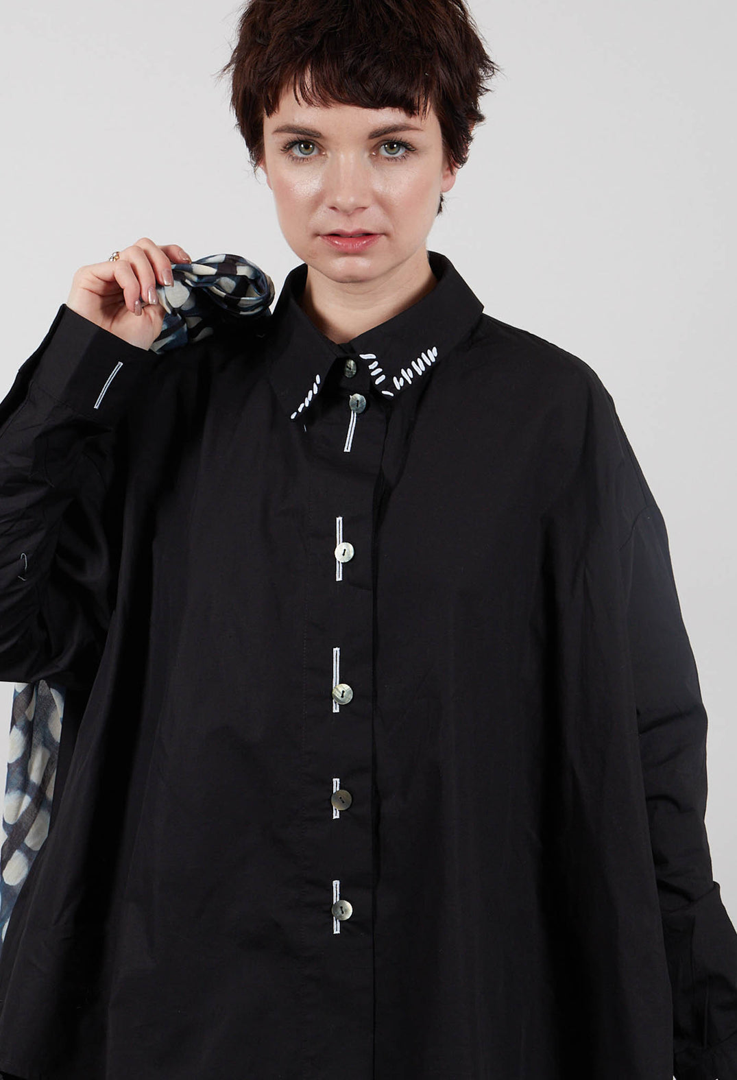Hi Lo Hem Shirt in Black