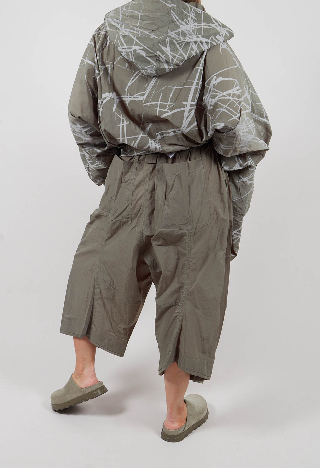 Barrel Leg Trouser in Green