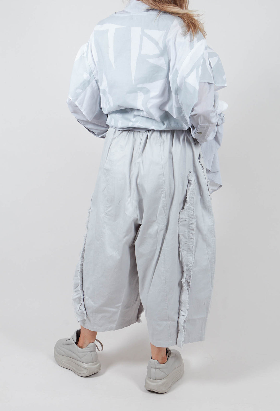 Ruffle Trousers in Blue