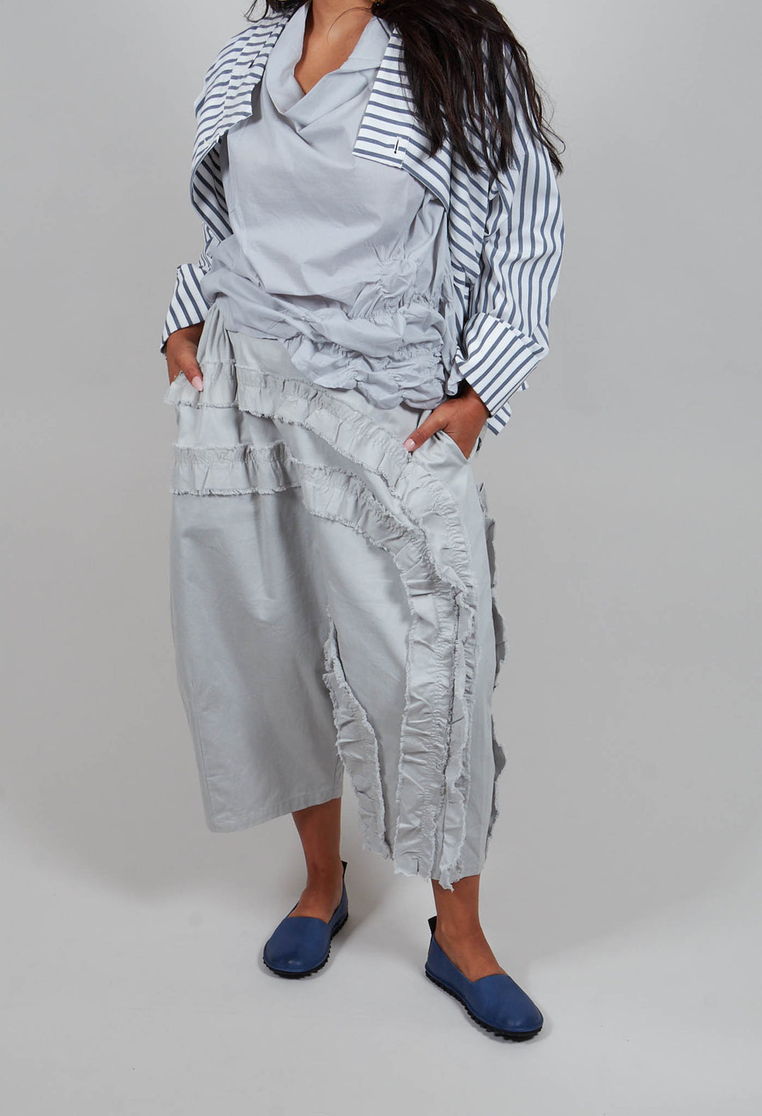 Ruffle Trousers in Blue