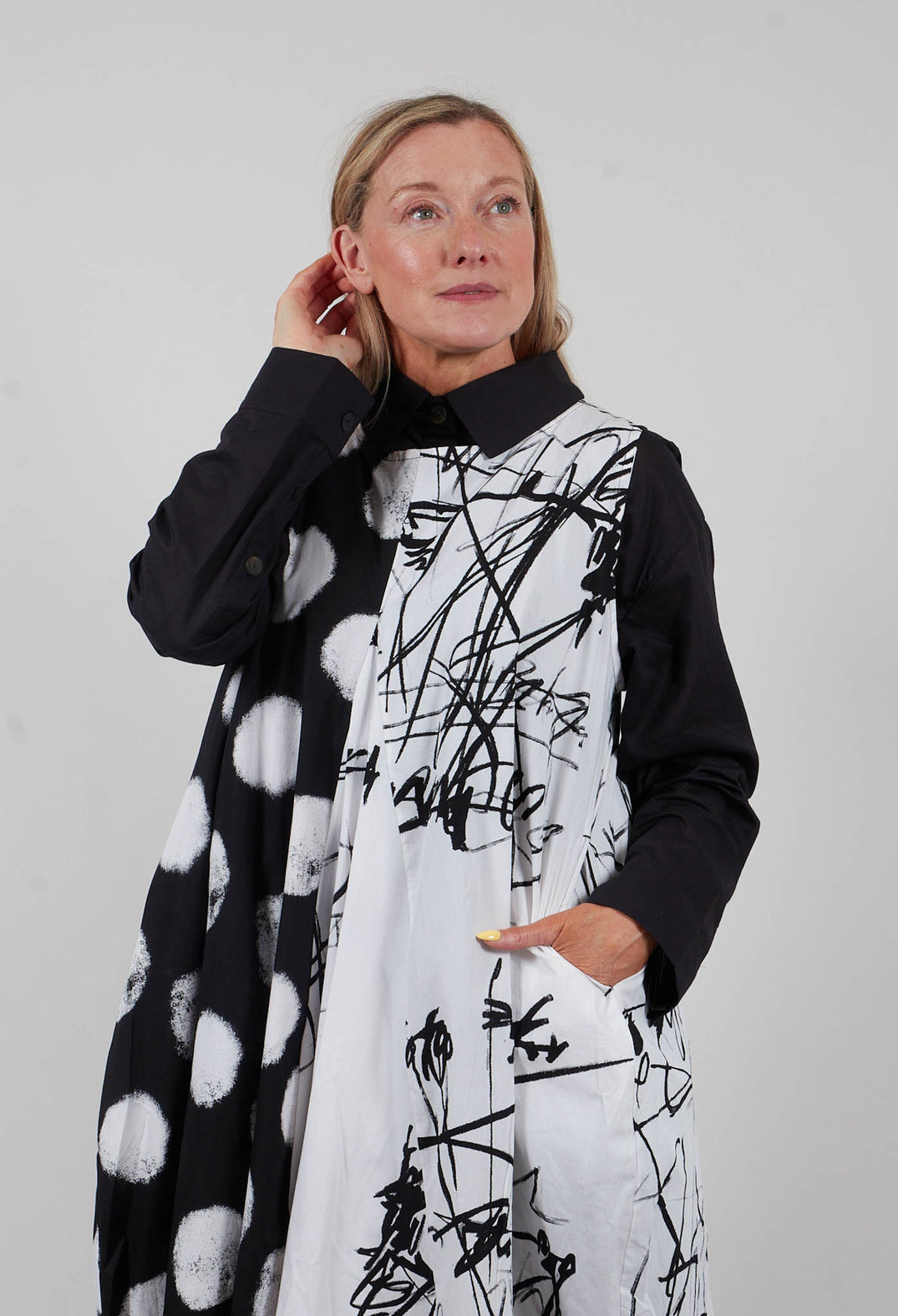 Scribble Dress in White