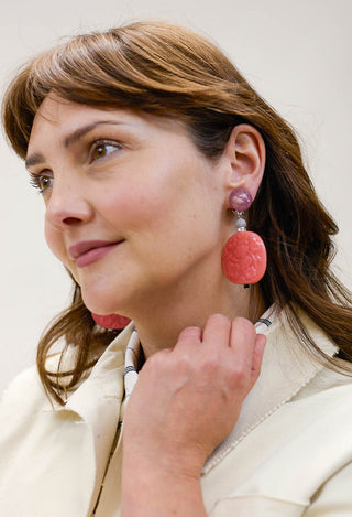 Carved Disc Eardrops in Pink