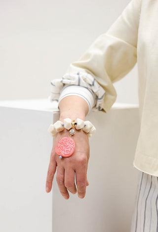 Beato Bracelet with Little Pendant in White