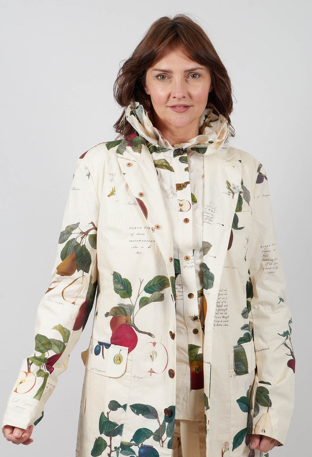 Waxed Hem Coat in Les Fruits