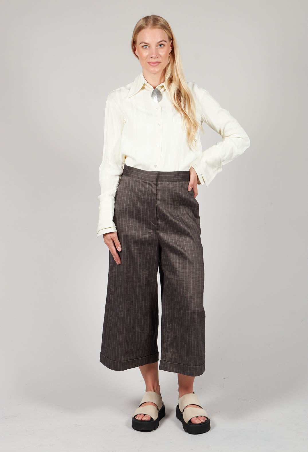 Cropped Wide Fit Striped Tailored Trousers in Balinese Fango