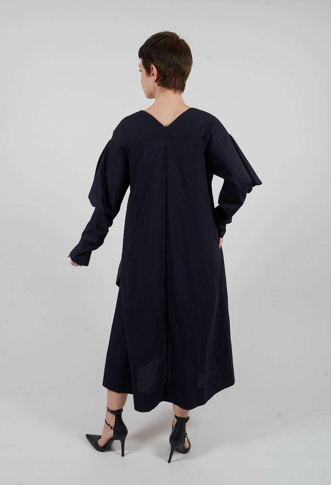 Oversized V Neck Dress with Puff Sleeves in Kao Bleu