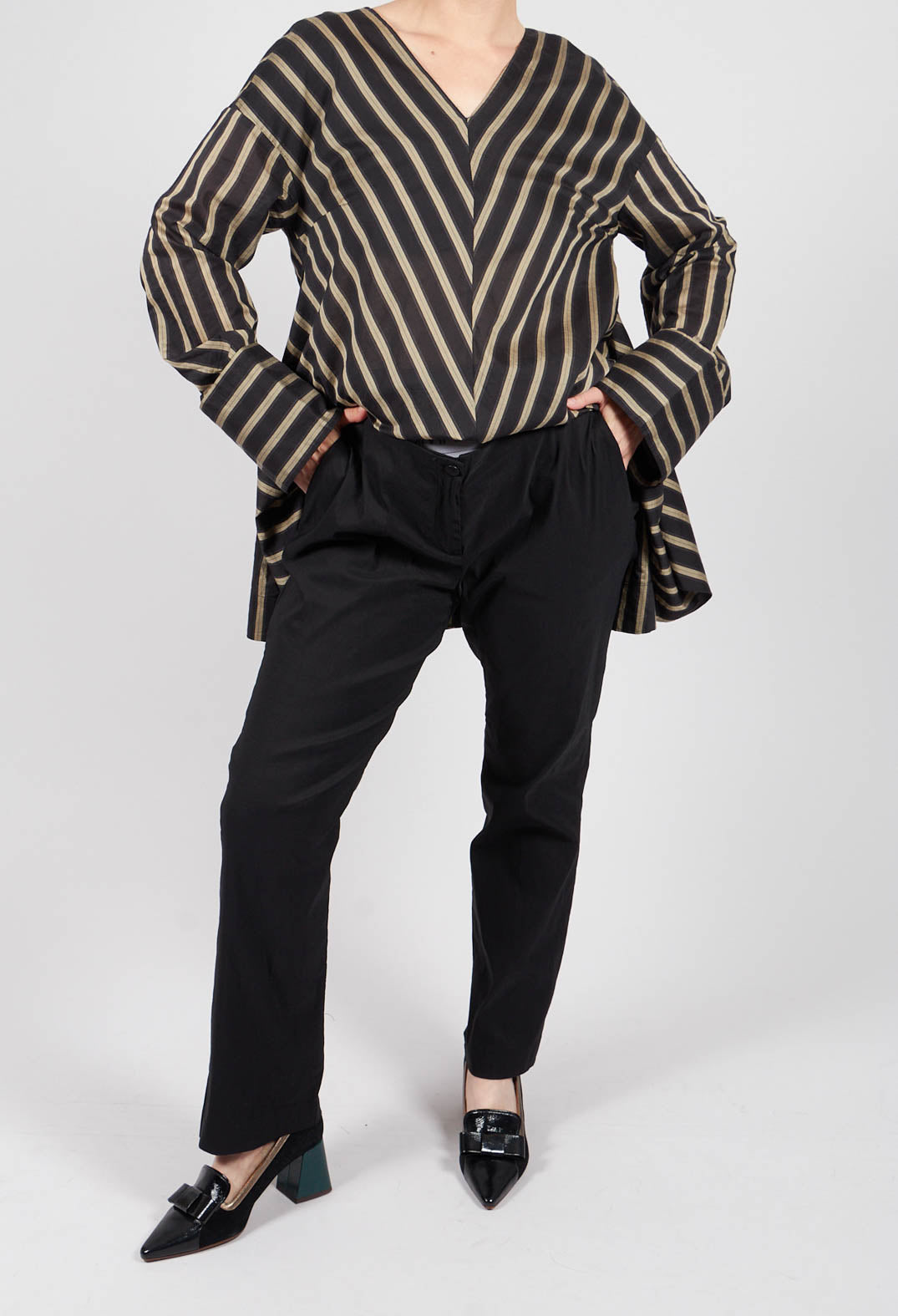 Stretch Straight Leg Trousers in Efesto Nero