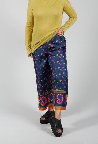 Silk Cropped Wide Leg Trousers in Blu/Rosa/Arancio