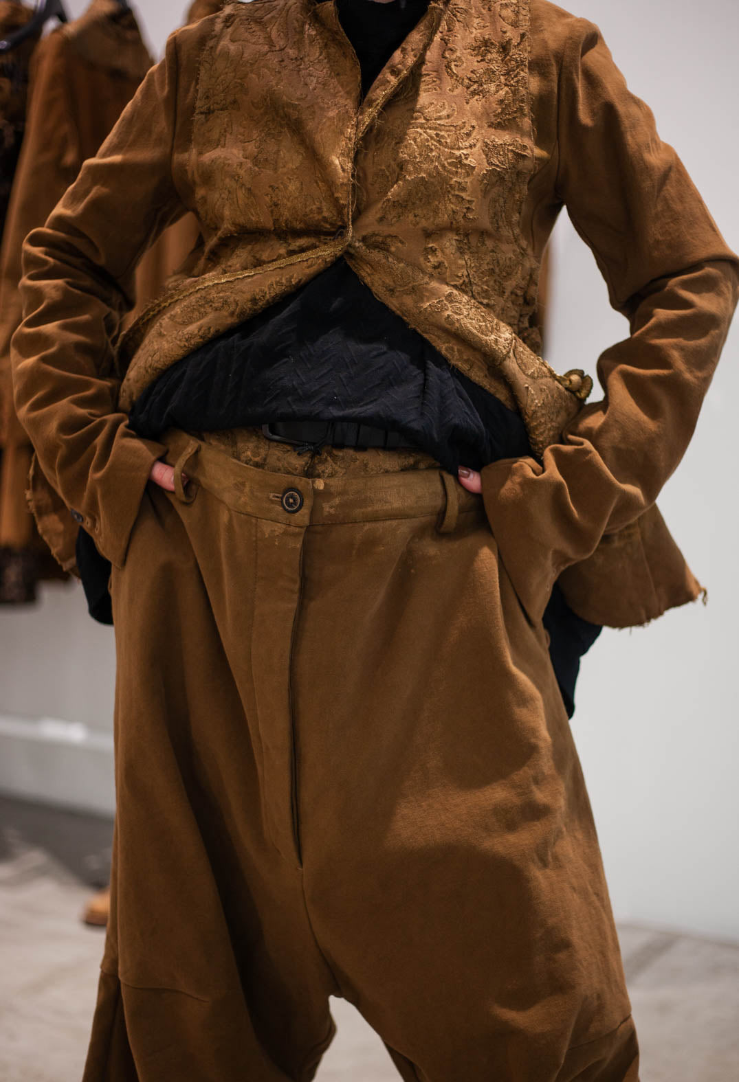 PRE-ORDER - Double Waistband Trousers in Gold - 1050103