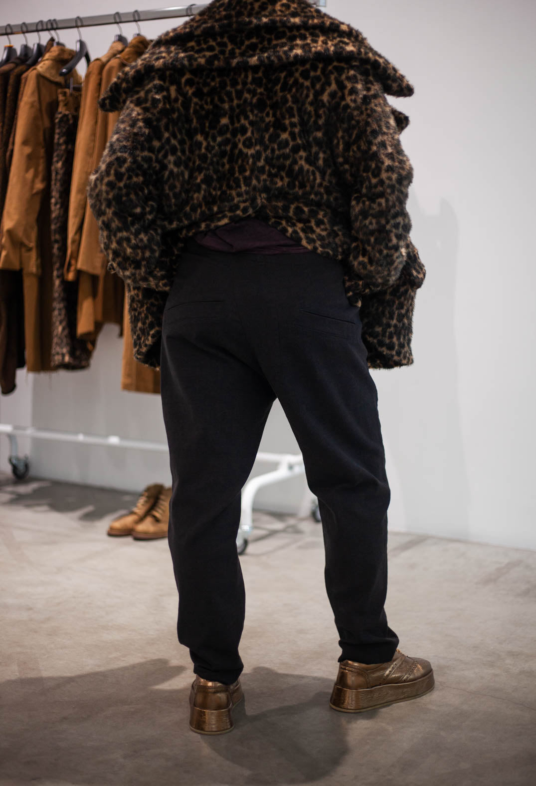 PRE-ORDER - Straight Leg Trousers in Umbra Melange - 1060113