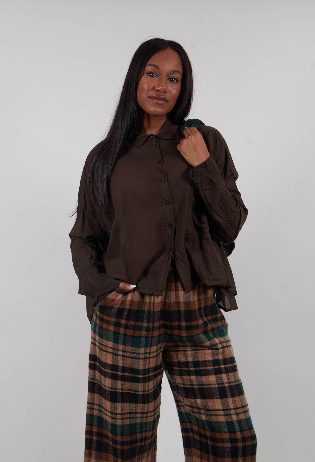 Oversized Lightweight Shirt in Umbra Cloud  - 1350402