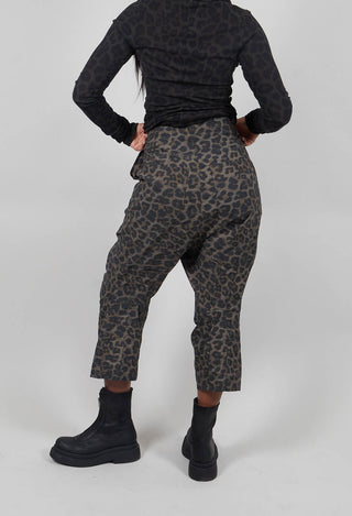 Cropped Drop Crotch Trousers in Leo Black Cloud - 1390105