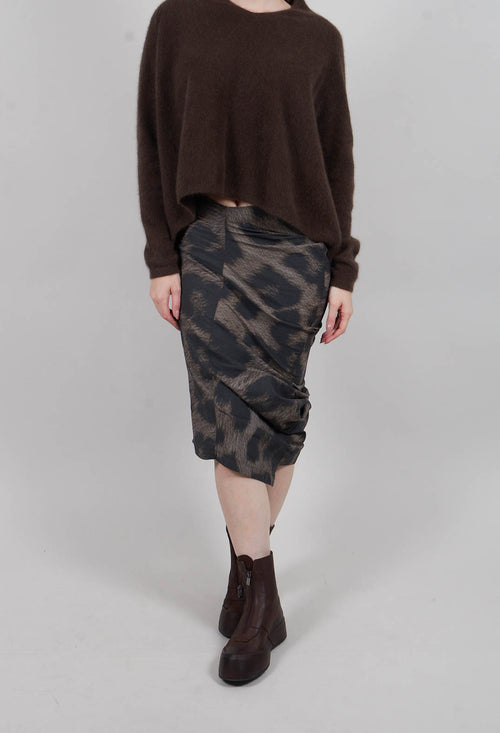 Ruched Pencil Skirt in Leo Big Black Cloud  - 1390307