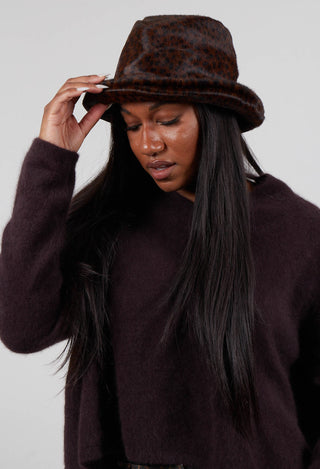 Leather Hat in Leo Dark - 1761705