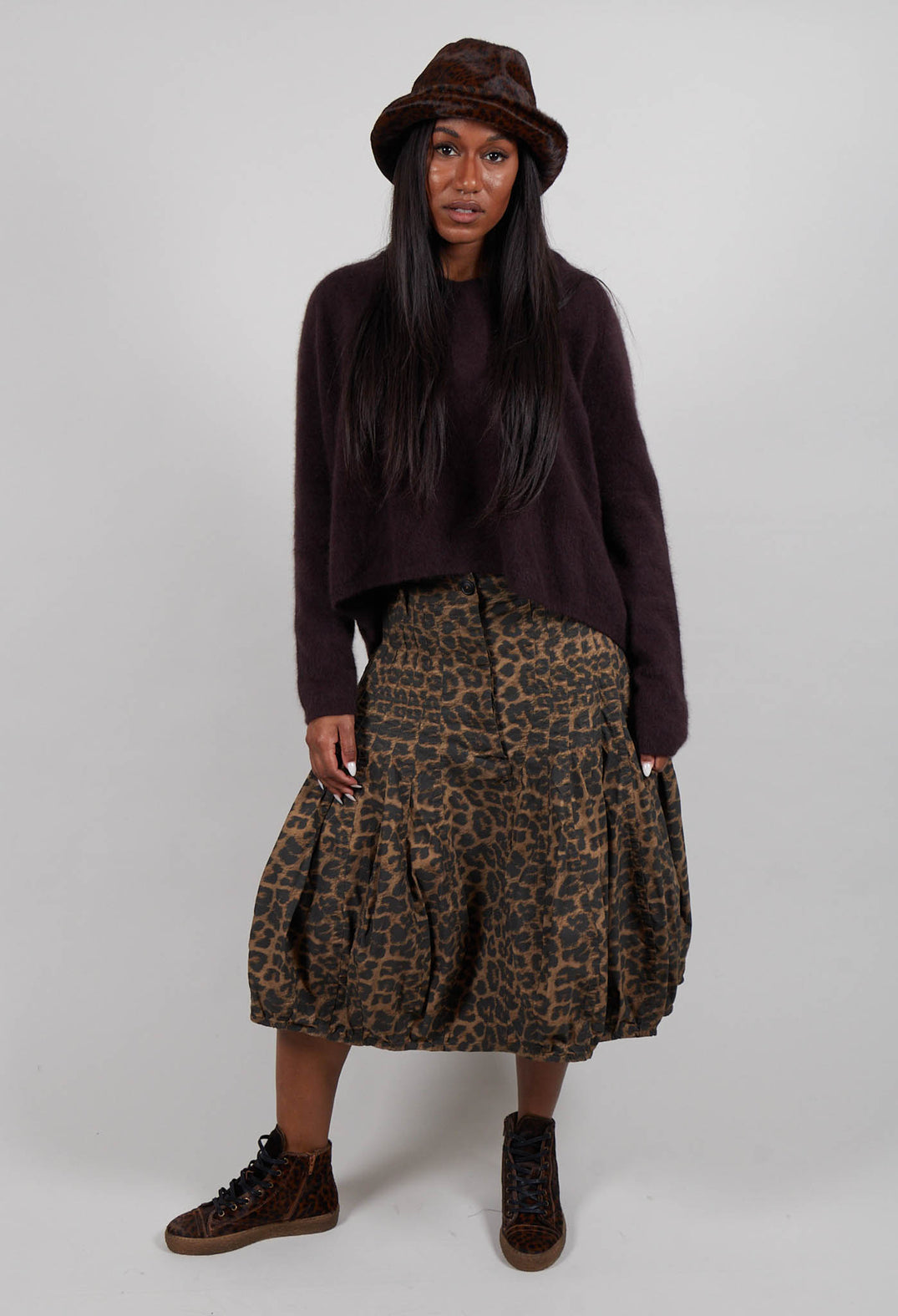 Leather Hat in Leo Dark - 1761705