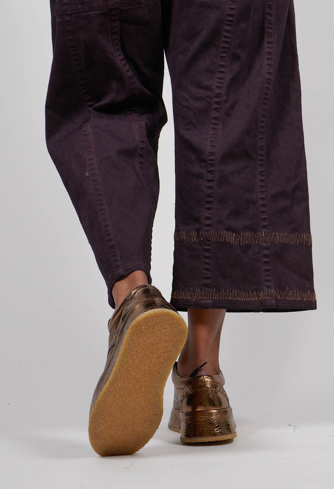 Platform Sole Leather Brogues in Gold - 1985216