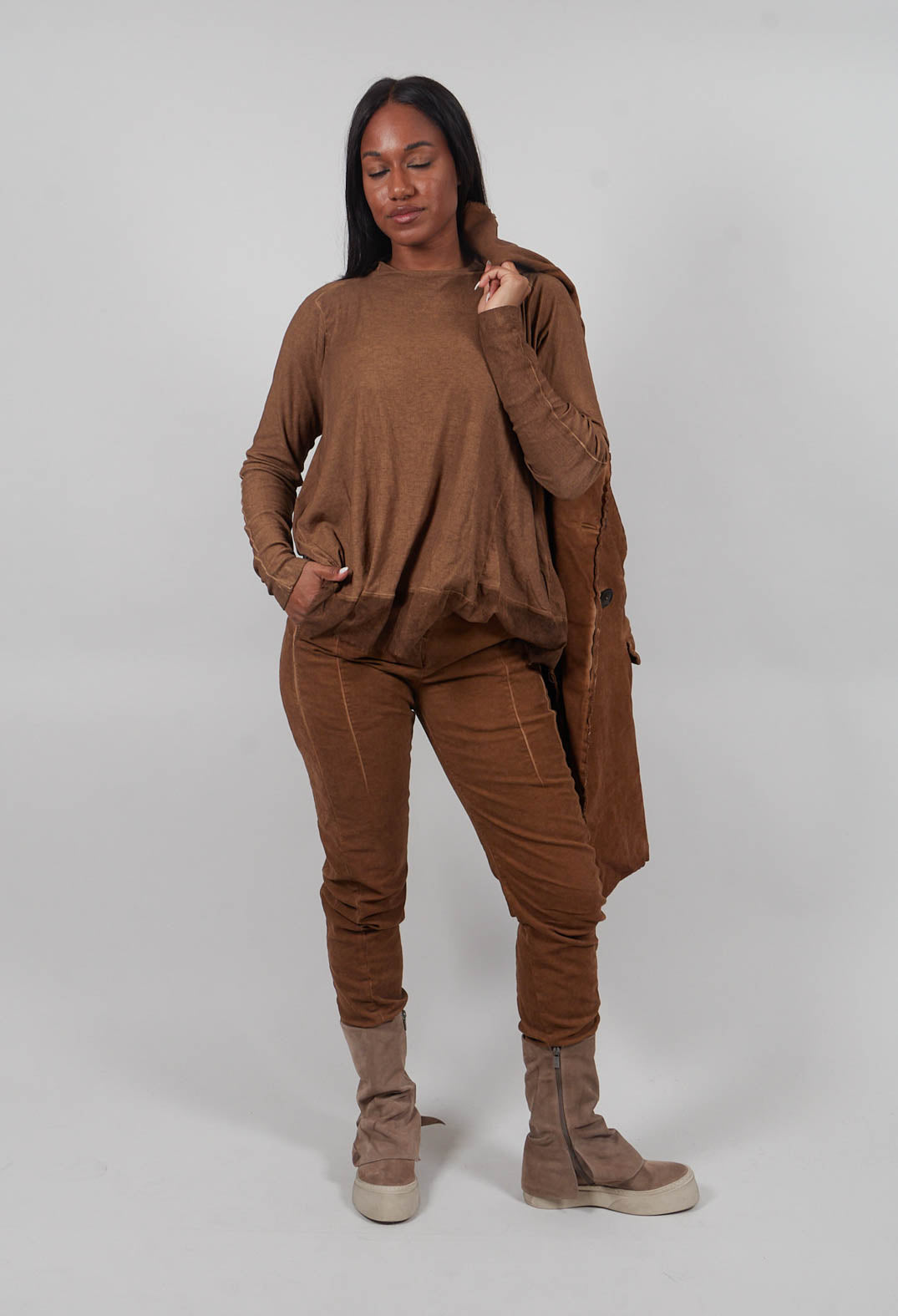 Straight Leg Trousers in Dakar Cloud  - 2220102