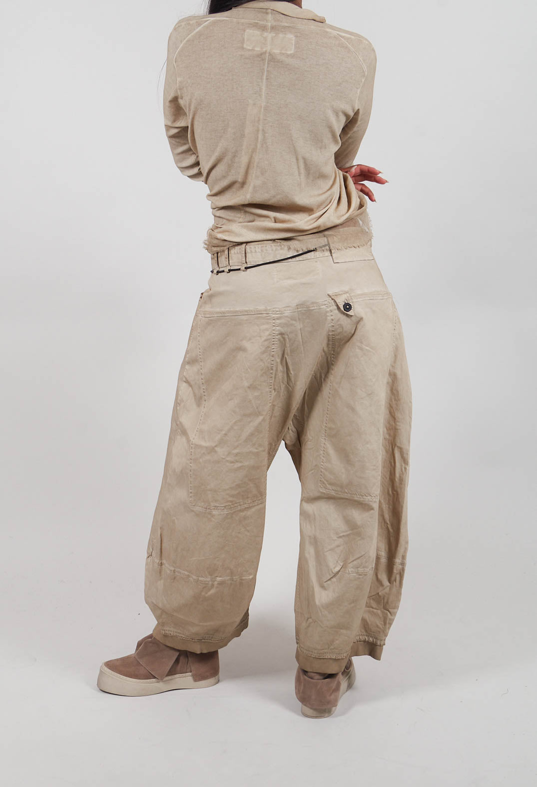 Coated Trousers in Clay Cloud  - 2600103