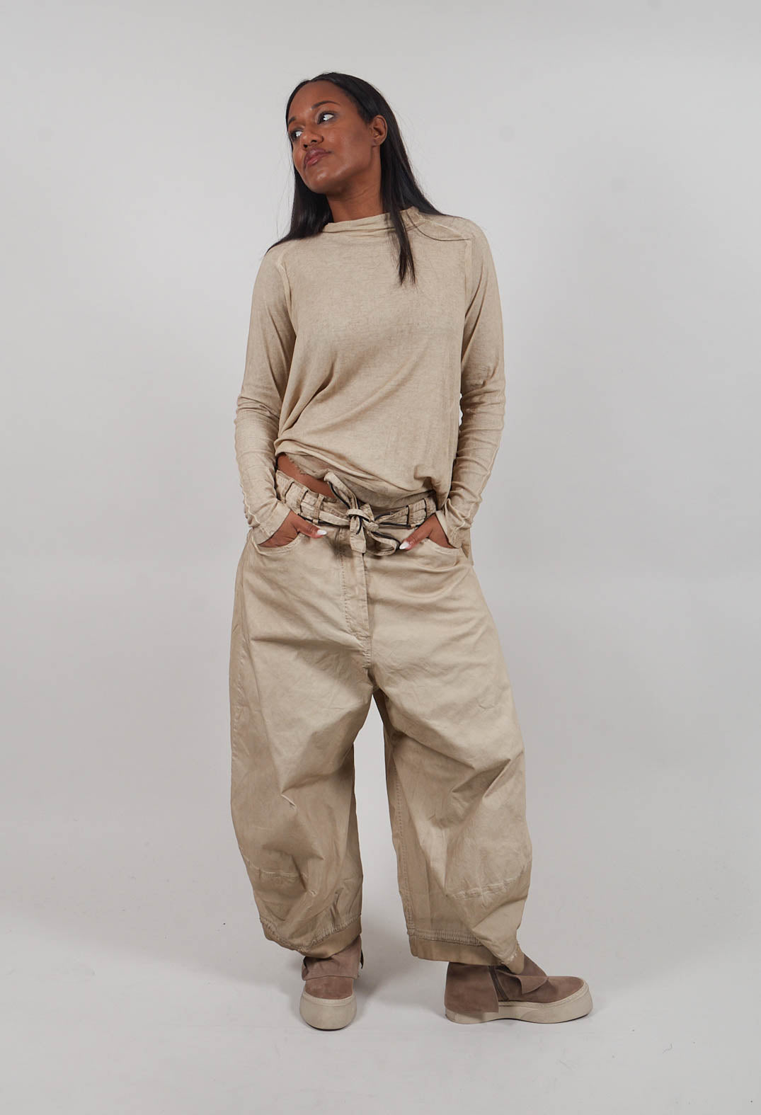 Coated Trousers in Clay Cloud  - 2600103