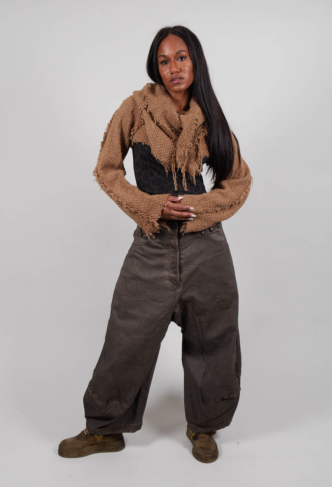 Cropped Long Sleeve Jumper in Dakar  - 2620703