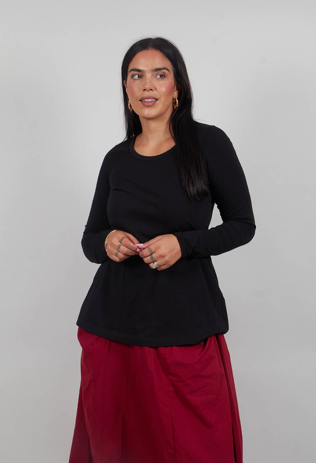 Long Sleeve T-Shirt in Black  - 3260501