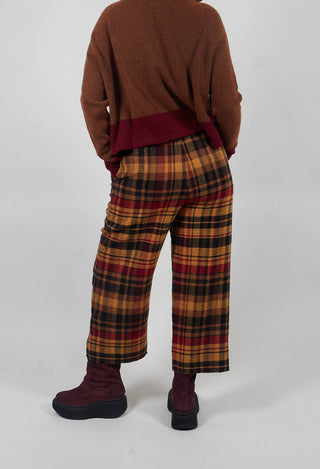 Straight Leg Trousers in Lava Check - 3280104