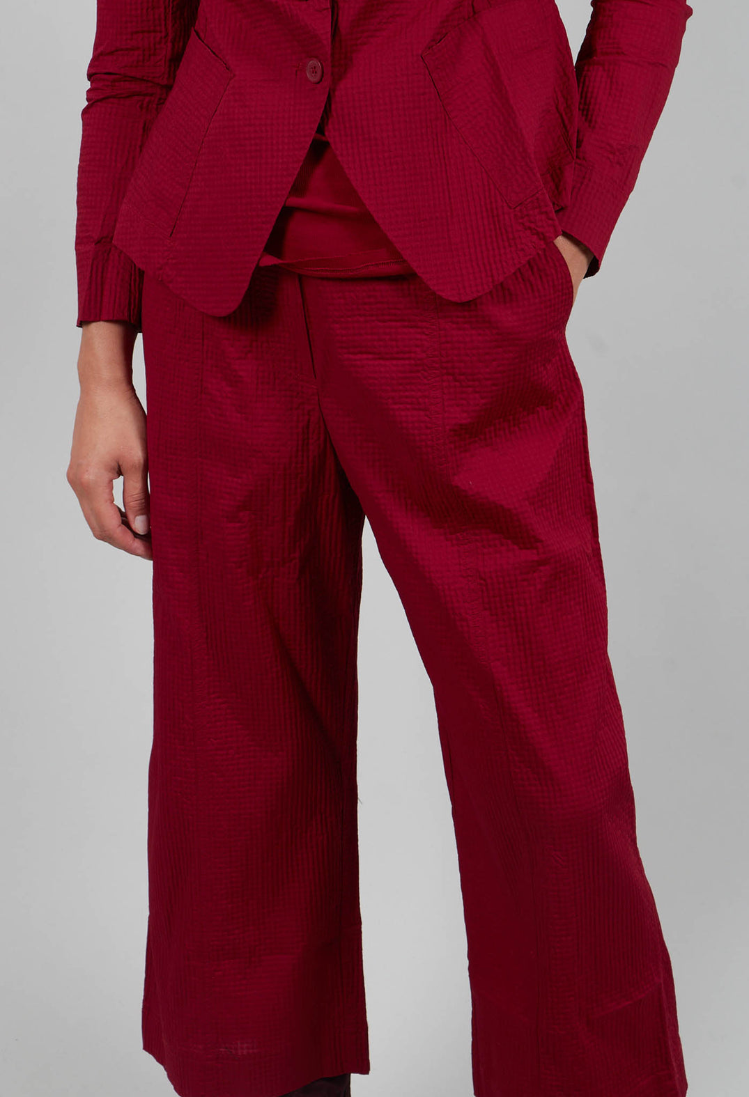 Cropped Wide Leg Trousers in Lava - 3420105