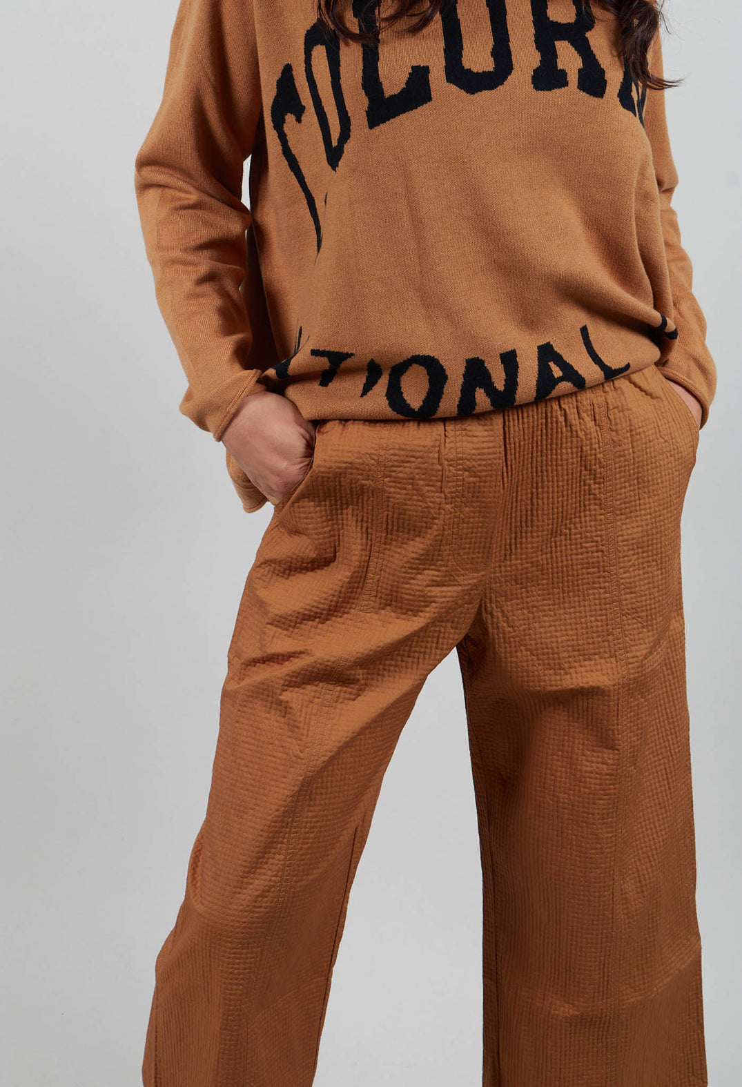 Cropped Wide Leg Trousers in Bronze - 3420105