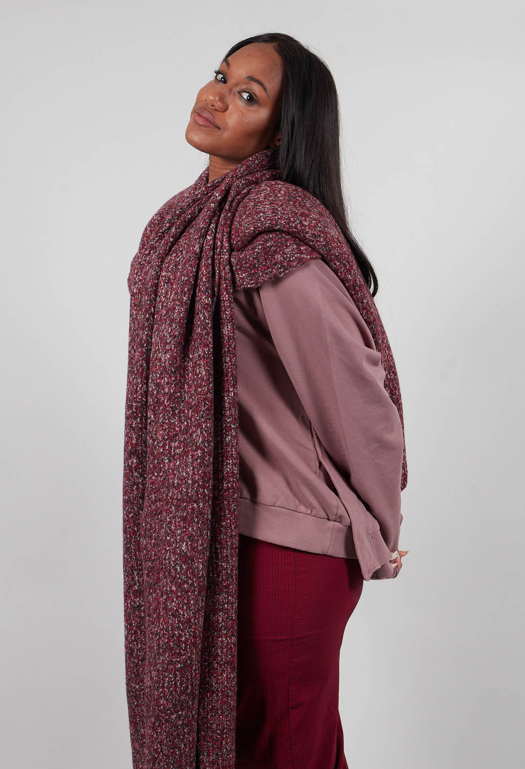Oversized Knitted Scarf in Lava Melange - 3467706
