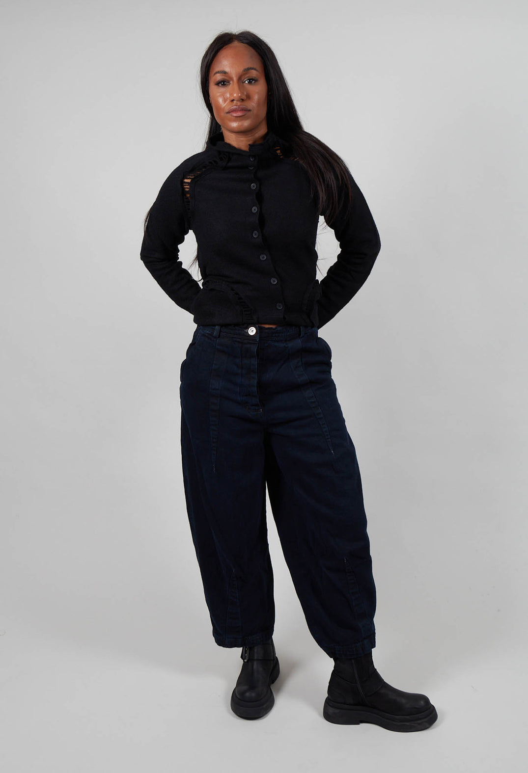 Barrel Leg Jeans in Black Cloud  - 3560101