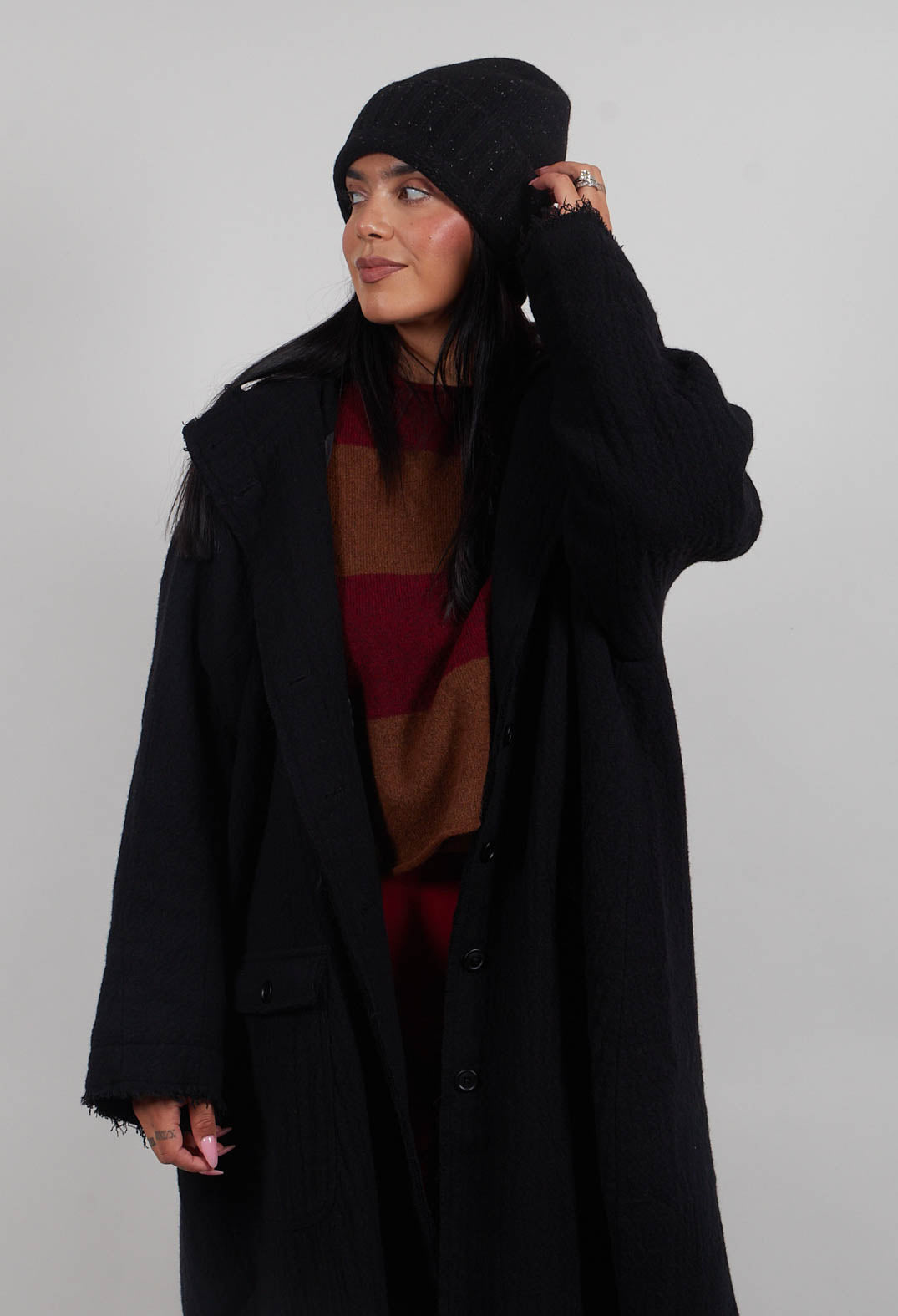 Ribbed Cuff Beanie Hat in Black  - 3624606