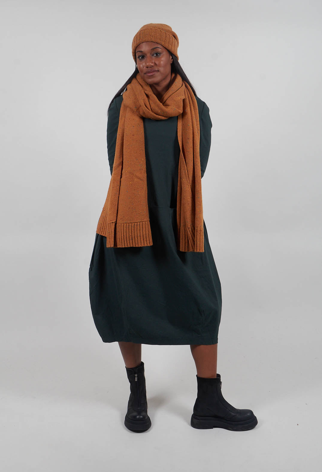 Ribbed Cuff Beanie Hat in Bronze - 3624606