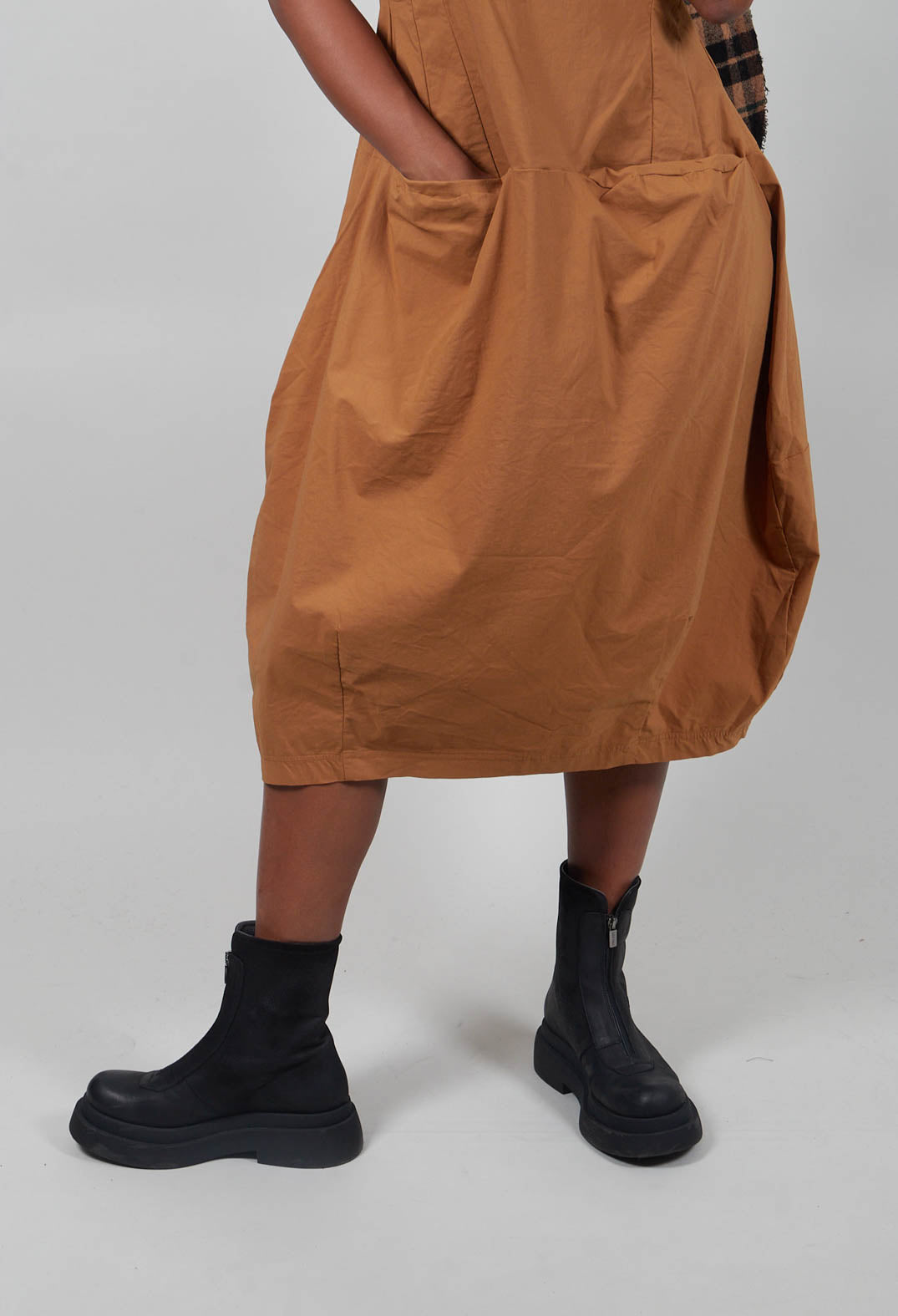 Sleeveless Dress in Bronze  - 3630908