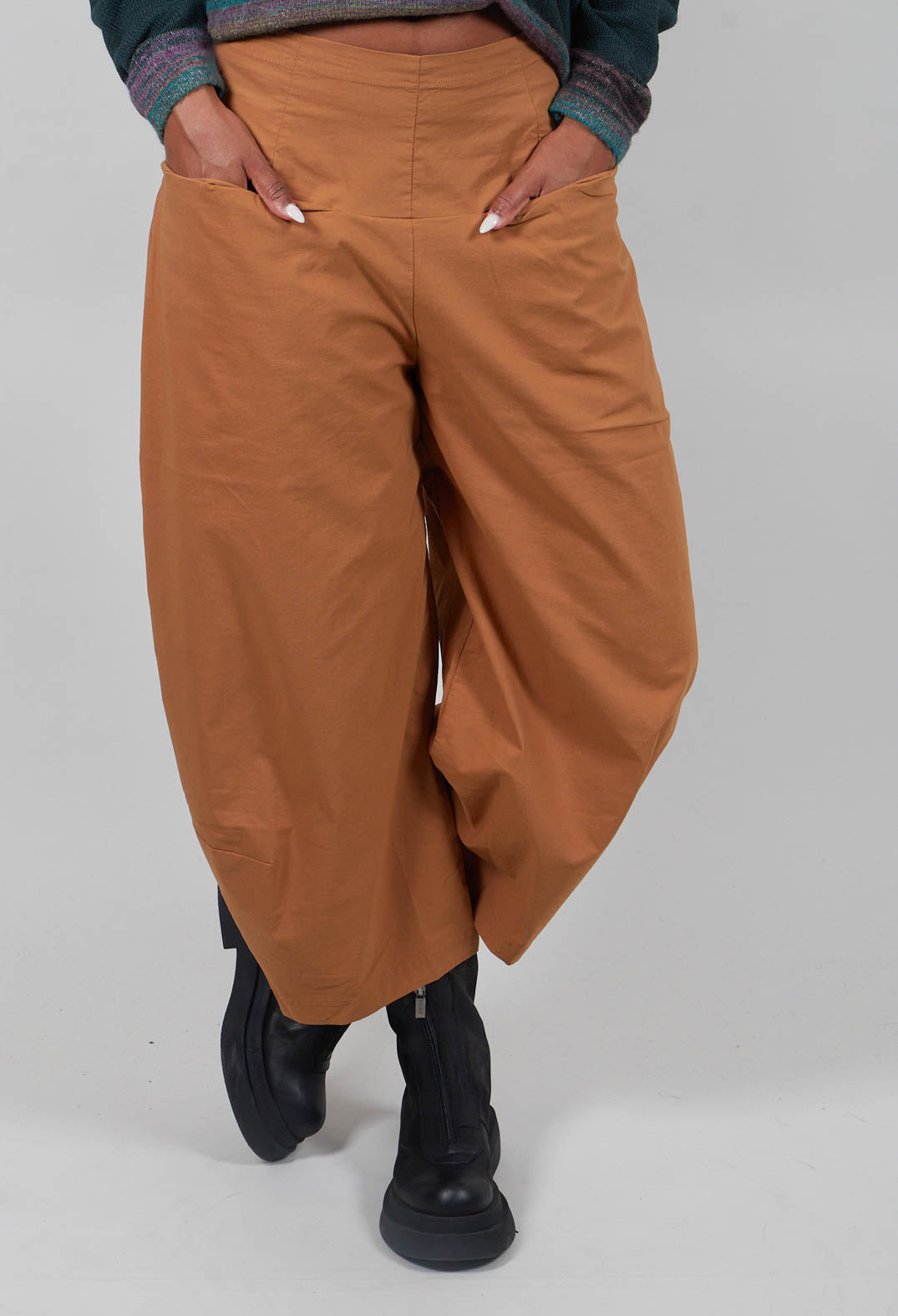 Pull On Balloon Leg Trousers in Bronze  - 3630111